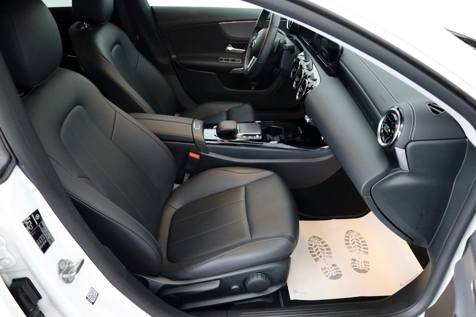 Fahrzeugabbildung Mercedes-Benz CLA 250e SB Progressive,Leder,Navi,LED,Kamera+WR
