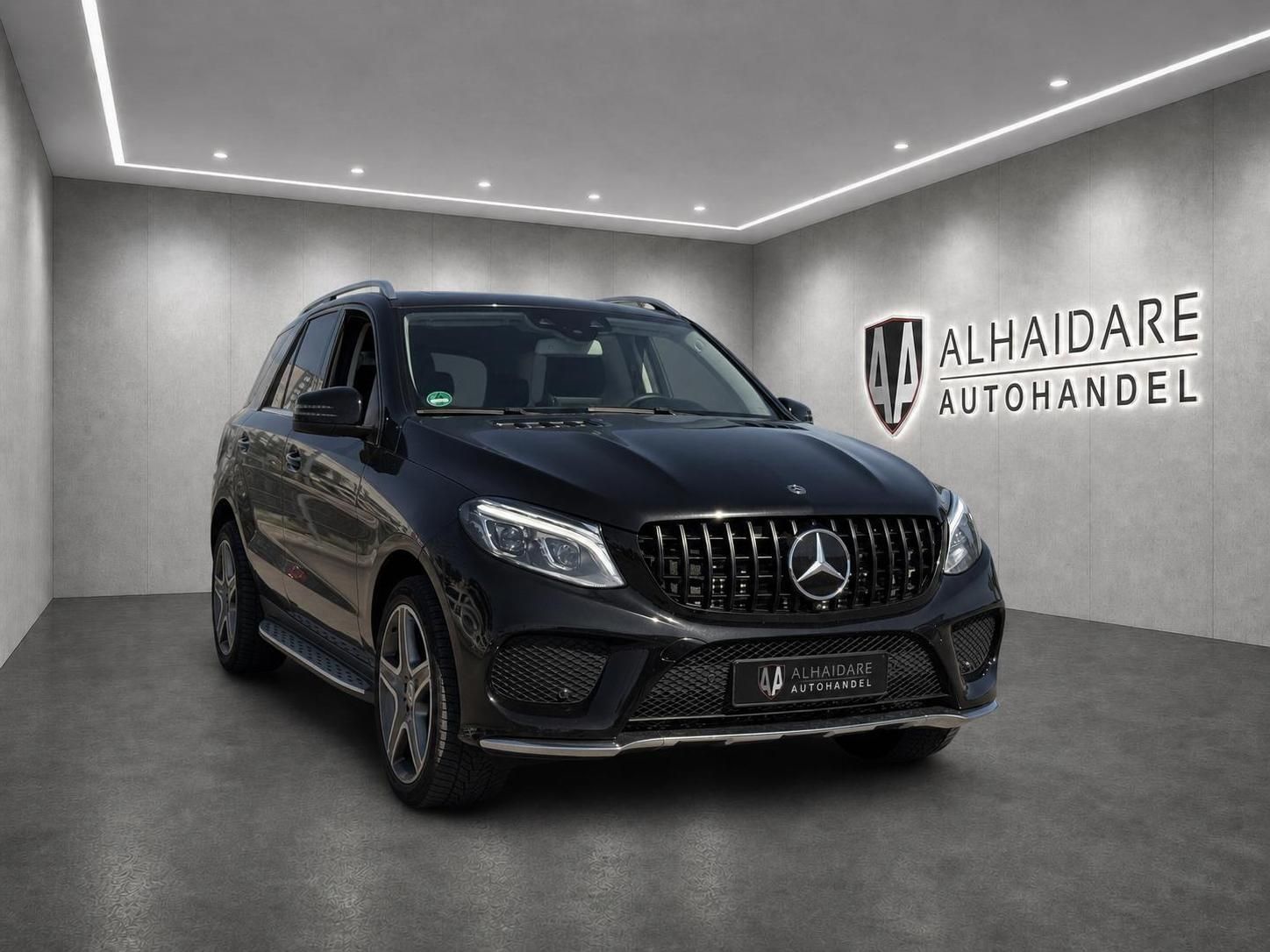 MERCEDES-BENZ GLE 350d 4Matic *AMG Line*360°*SD*Spurh