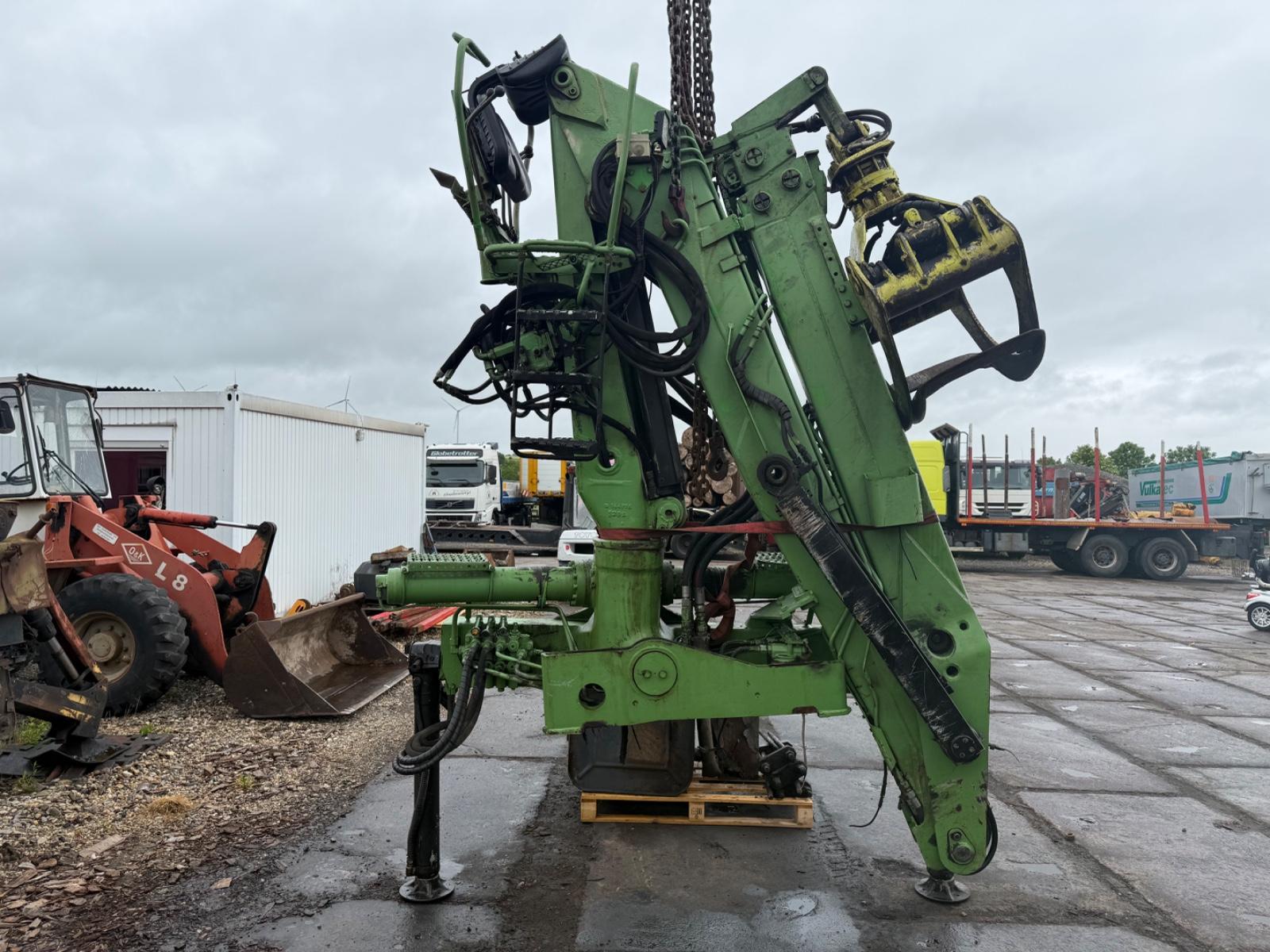Volvo Z-Kran LOGLIFT F105ZT87-inkl. Zubehör-Pumpe-Zang