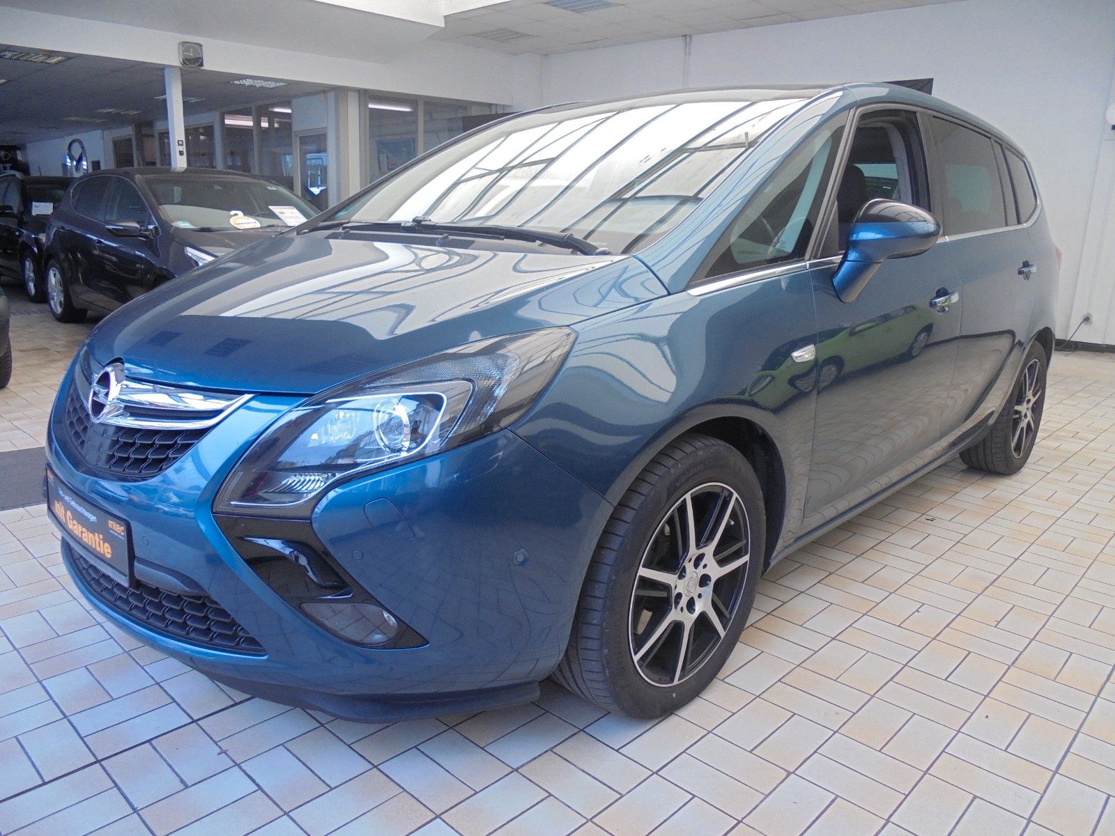 Fahrzeugabbildung Opel Zafira C Tourer/7-Sitzer/Vollausstattung/2.Hand