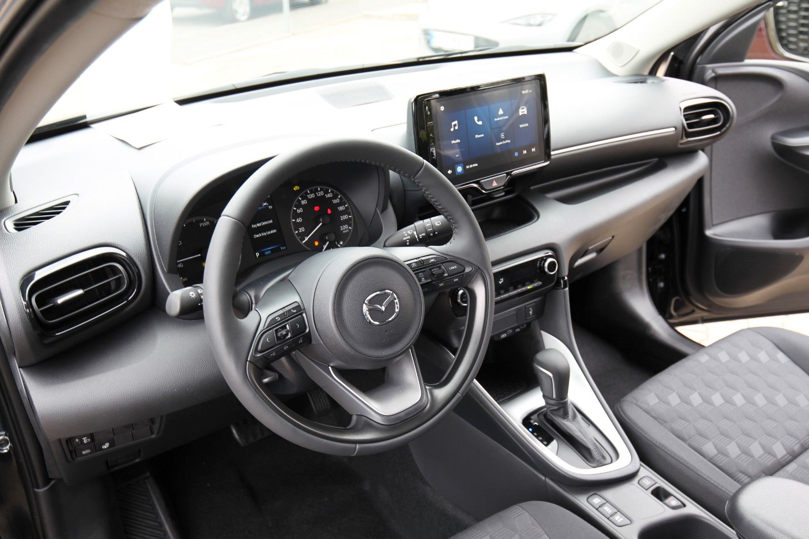 Mazda 2 Hybrid - Bild 9