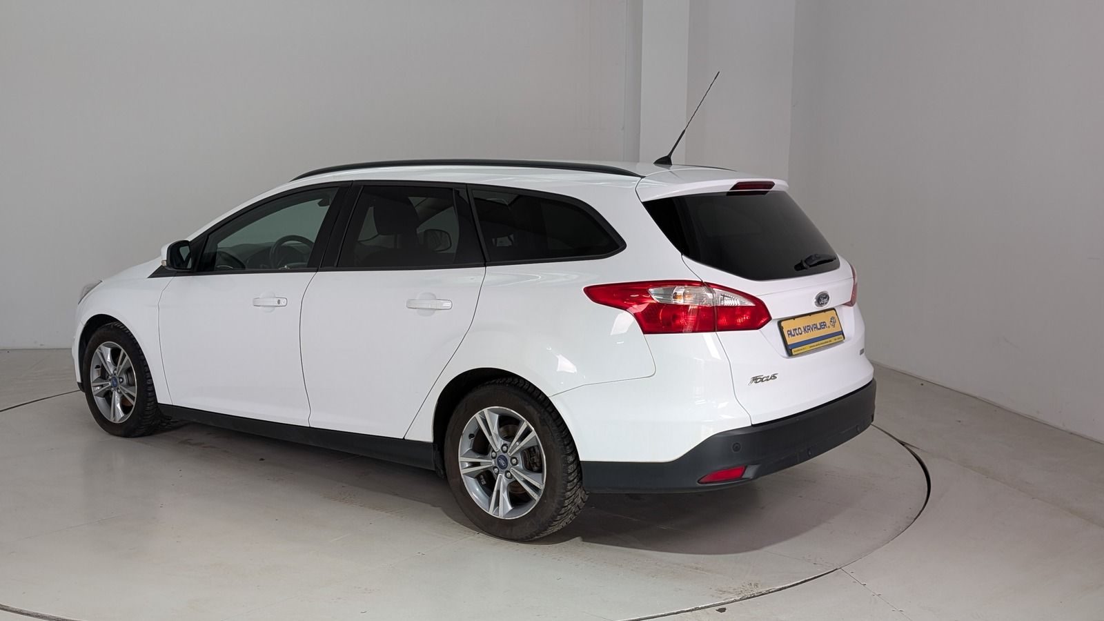 Fahrzeugabbildung Ford Focus Turnier 1.0 EcoBoost * SHZ * AAC. * FH Tre