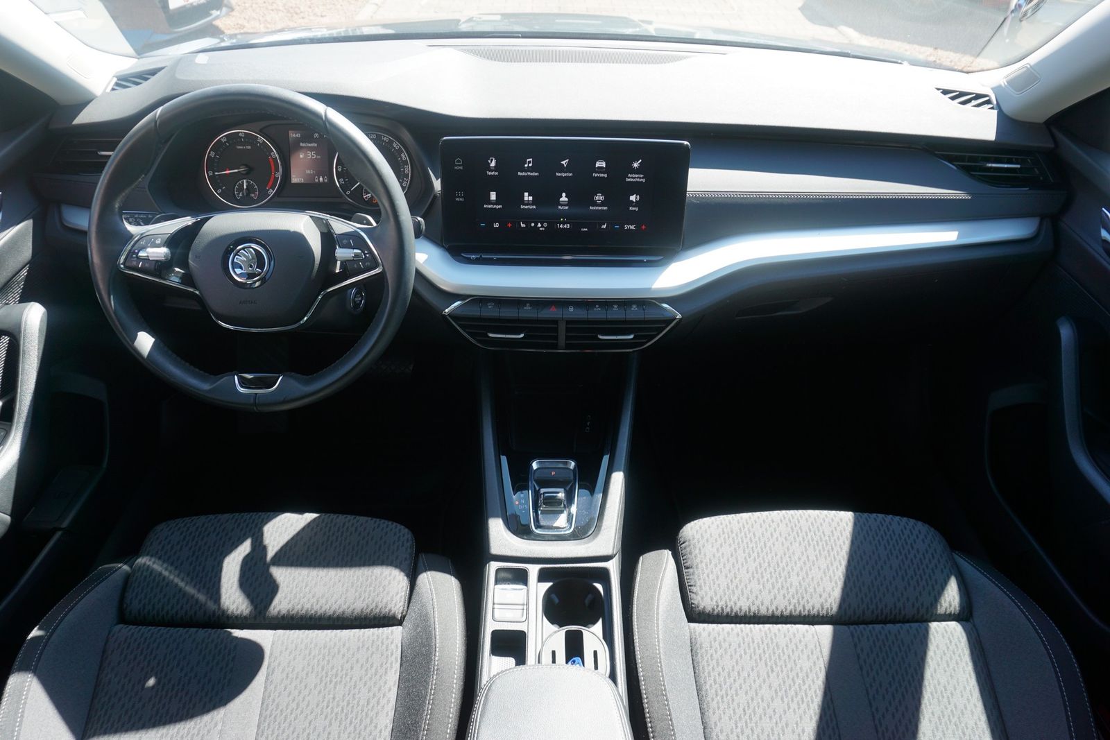 Skoda Octavia Combi Clever DSG LED Android Apple DAB foto 8