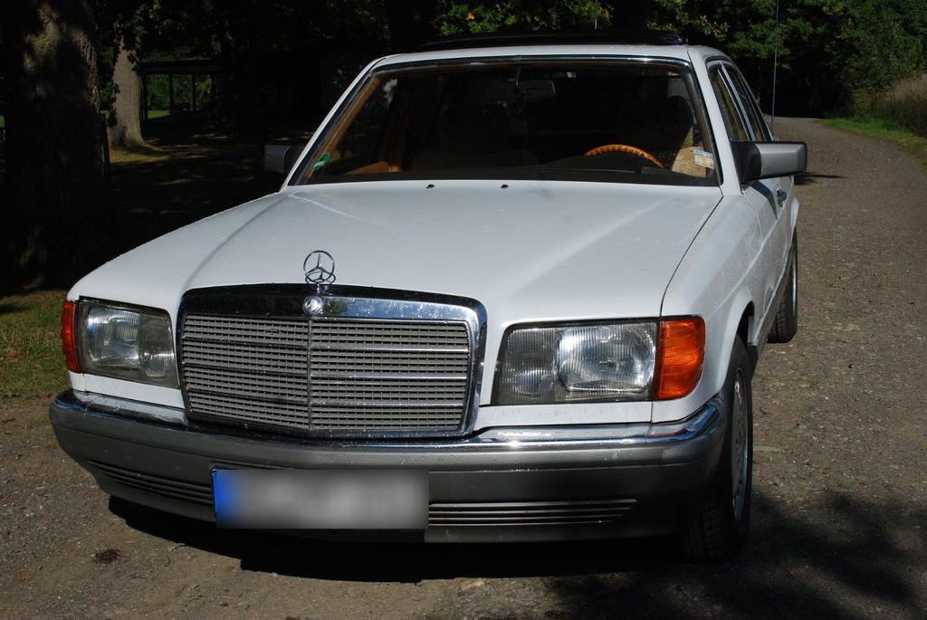 Mercedes-Benz 260