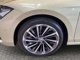 Skoda Superb Combi 2.0 TDI DSG L&K Pano+HeadUp+AHK+Mas - mit Diesel-Antrieb: Beige, Head-Up Display, Kombi