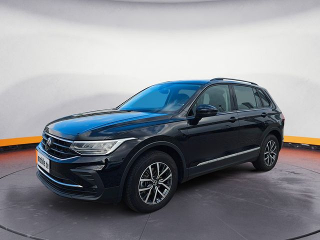 Volkswagen Tiguan Life 1.5 TSI DSG ACC AHK LED Nav Sitzh