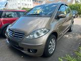 Mercedes-Benz Mercedes Benz A170 W169 - Mercedes-Benz A 170 in Düsseldorf