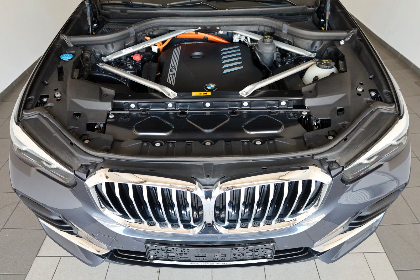 Fahrzeugabbildung BMW X5 xDrive 45 e,Kamera,Memory Si,Panorama,AHK el.