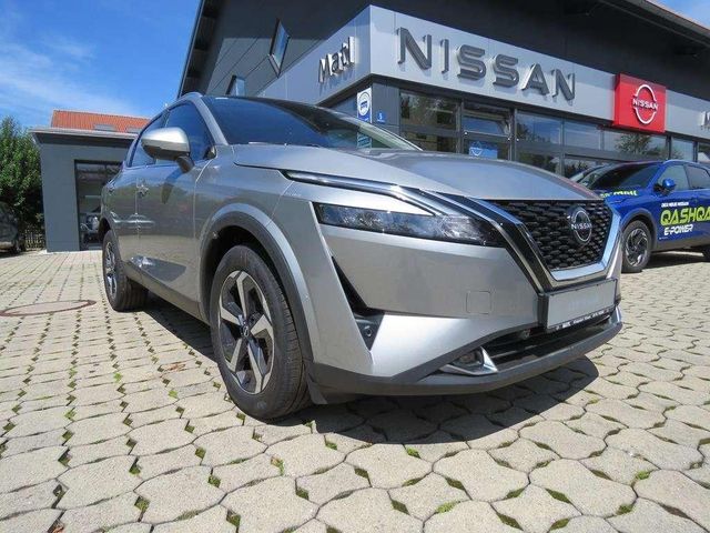 Nissan Qashqai N-Connecta 1,3 DIG-T 6MT 158PS mit Glasd