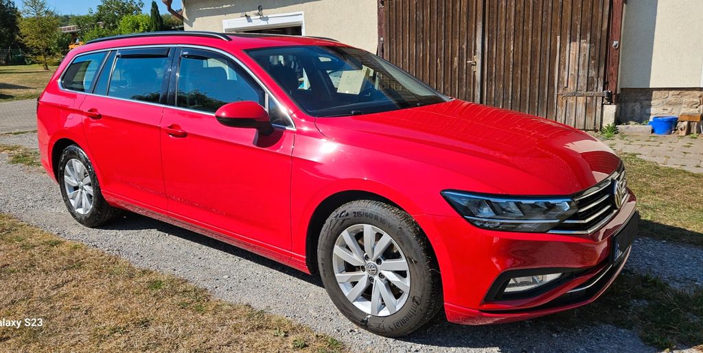 Image of Volkswagen Passat Variant