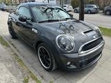 MINI Cooper S Coupé - graue MINI Coupe Serie