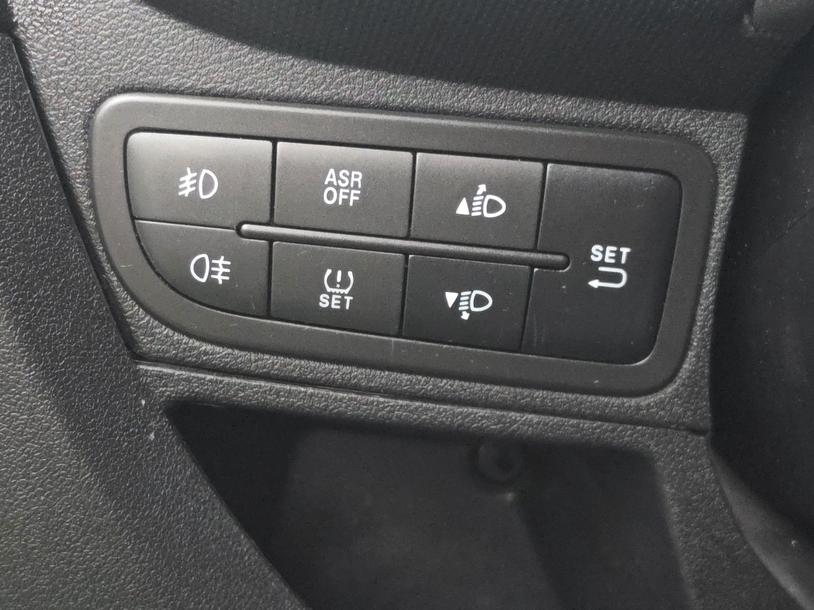 Fahrzeugabbildung Fiat Qubo 1.4 8V MY QUBO AUS 1.HAND