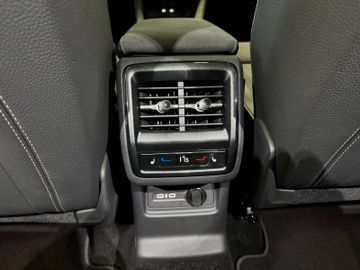 Skoda Kodiaq 1.5 TSI Sportline AHK+Panodach+Matrix