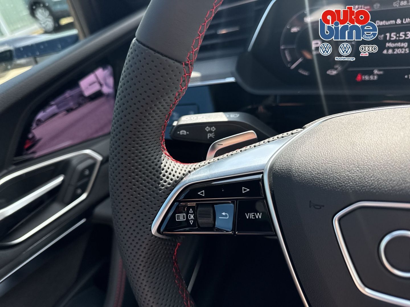 Q8 e-tron 55 quattro S line HUD Luftfederung AD 