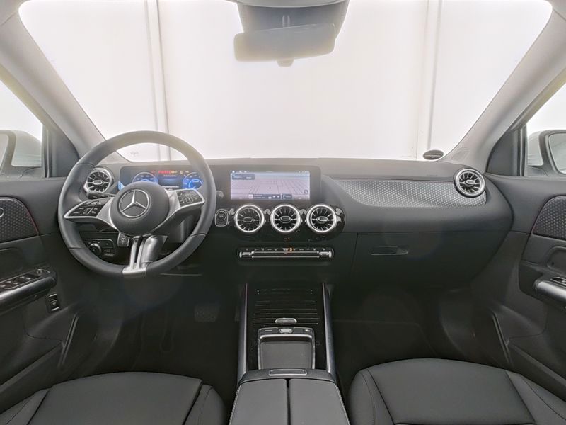 Fahrzeugabbildung Mercedes-Benz EQA 250+ PROGRESSIVE*DISTR*LED*NAVI*TOTW*KAM