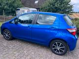 Toyota Yaris 1,5-l-Dual-VVT-iE - - Toyota: Blau
