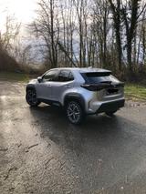 Toyota Yaris Cross 1.5 Hybrid 116 Elegant CVT - Toyota Yaris Cross: mit Spurwechselassistent