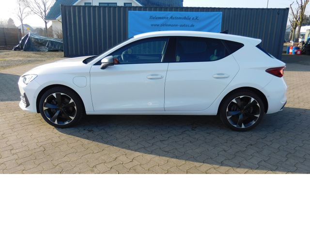 Cupra Leon Cupra 1.4 Hybrid/Elektrisch DSG Navi Klima