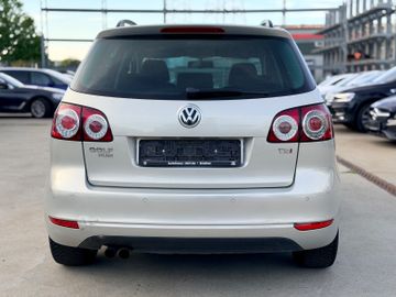 Volkswagen Golf - 5