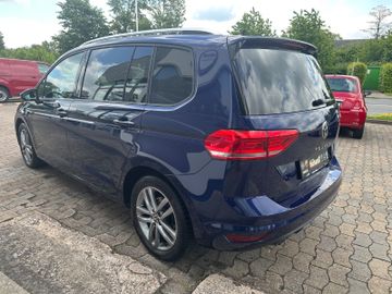 Fahrzeugabbildung Volkswagen Touran 2.0 TDI Active 7 Sitze ACC