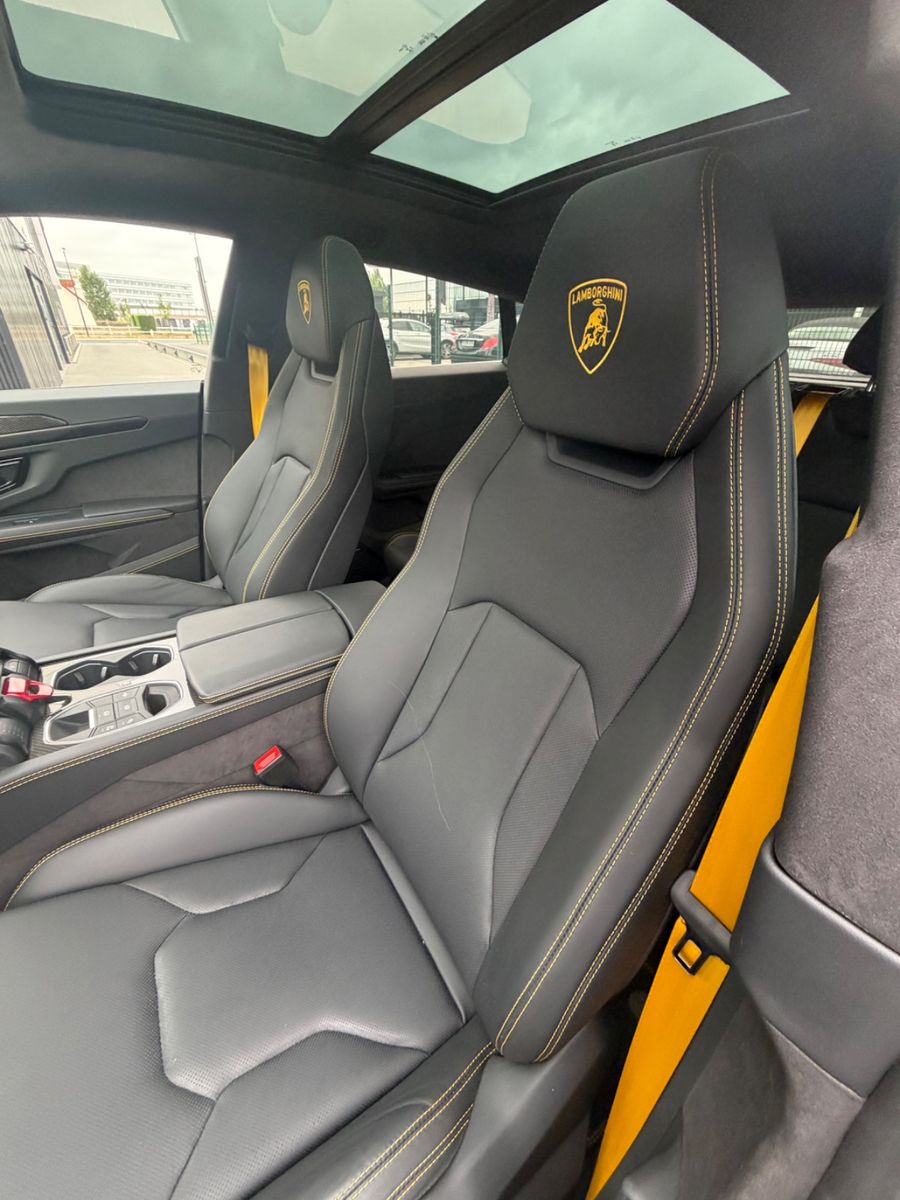 Lamborghini Urus 4.0 V8 PHEV SE