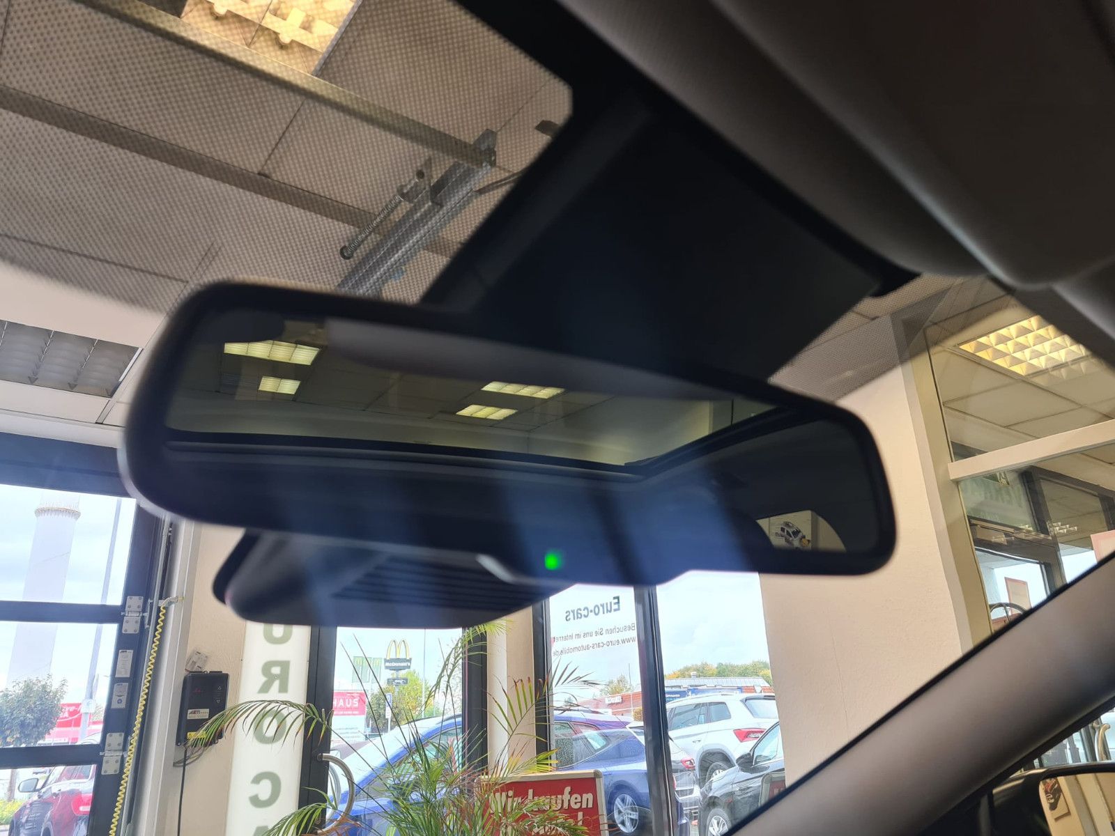 Fahrzeugabbildung Nissan Qashqai Akari / VOLLLEDER / LED / KAMERA