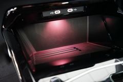 VW Golf 2.0 TDI DSG R-Line | Pano | HuD | FACELIFT VW Golf 2.0 TDI DSG R-Line | Pano | HuD | FACELIFT