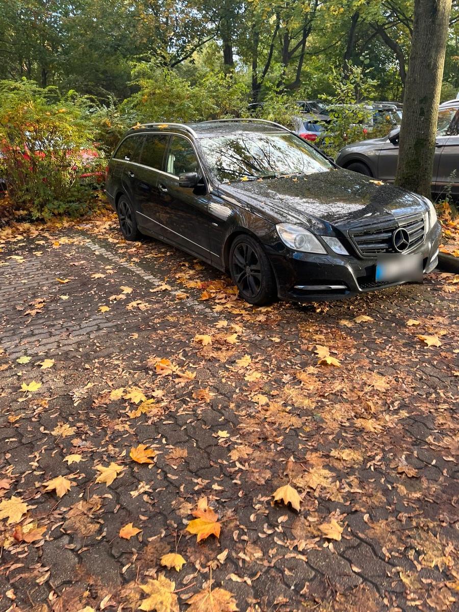 Mercedes-Benz E 220