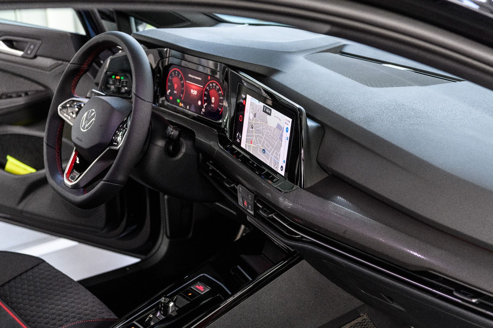 Fahrzeugabbildung Volkswagen Golf VIII GTI Clubsport *BLACK-STYLE*19"*KAMERA*