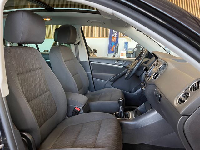 Volkswagen Tiguan Sport & Style 4Motion *NAVI*AHK*XENON*RFK