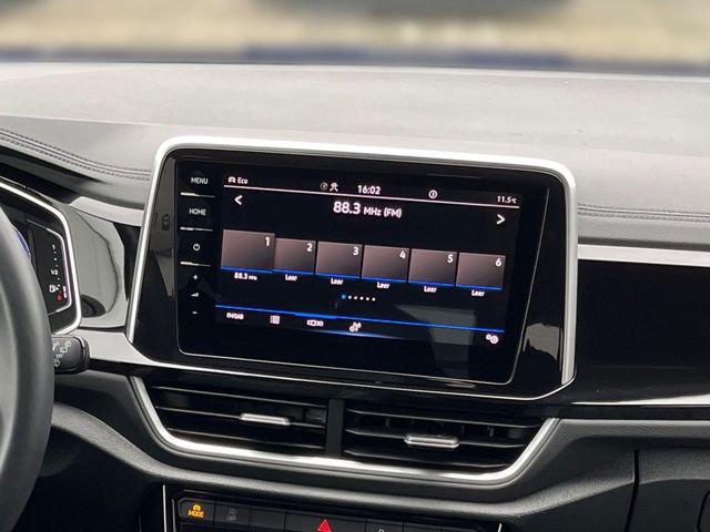 T-Roc 2.0 TDI DSG R-LINE PANO+STHZG+BEATS+IQ-LED