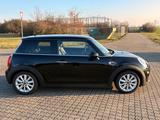 MINI Cooper, Top gepflegt, Unfallfrei, Harman/Kardon - MINI MINI Gebrauchtwagen in Leipzig