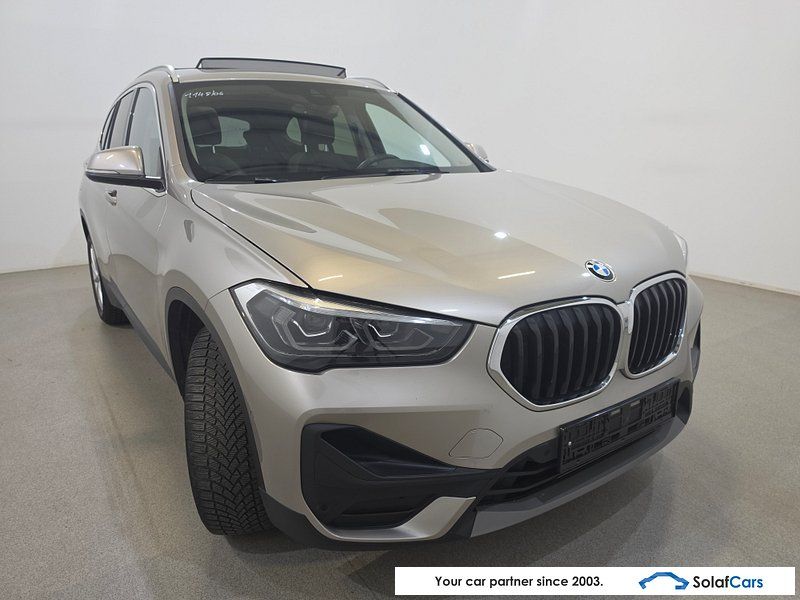 BMW X1 sDrive16d Aut. Pano LED Navi-Pro Leather Key imagem 3