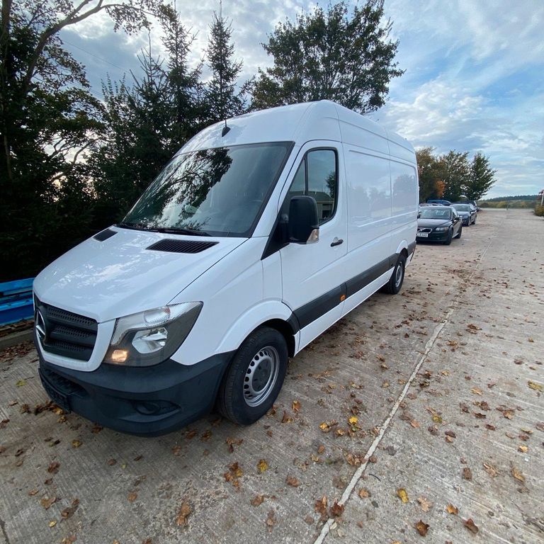 Image of Mercedes-Benz Sprinter