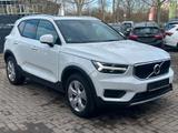 Volvo XC 40 Momentum* Geartronic*PANO*2 KLIMAZ.*LKA* - Volvo: Unfallwagen