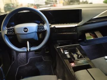 Fotografie 7 des Opel Astra ST GSe Plug-in-Hybrid Schiebedach AHK