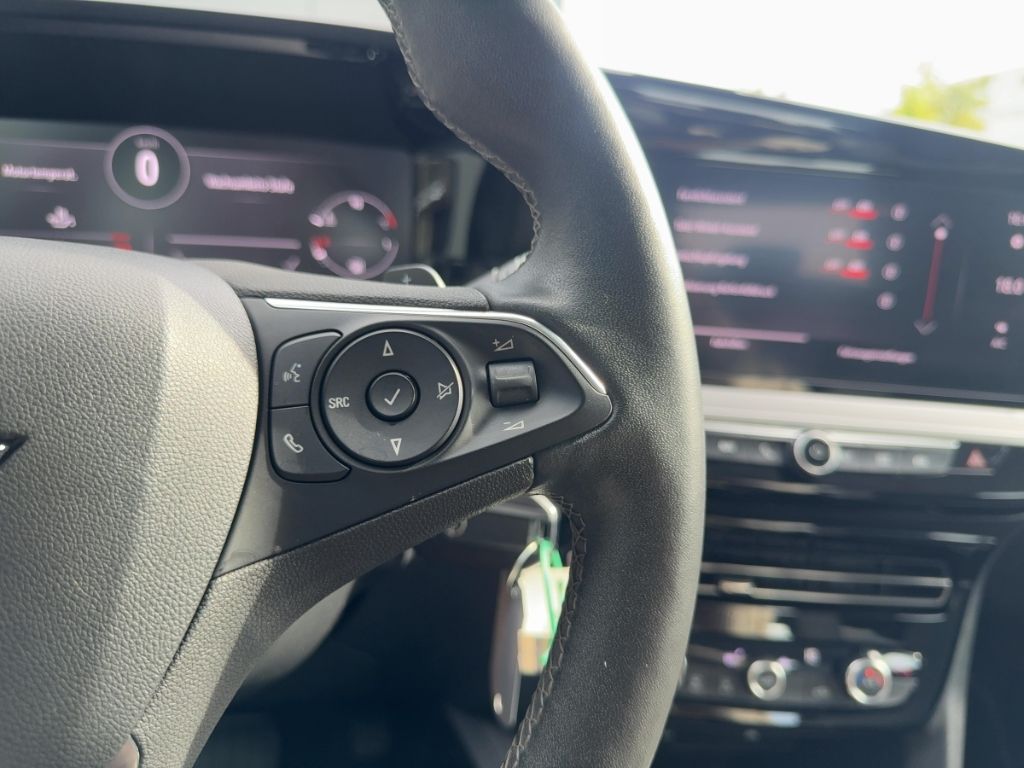 Fahrzeugabbildung Opel Mokka Elegance, NAVI, Apple CarPlay / Android Au