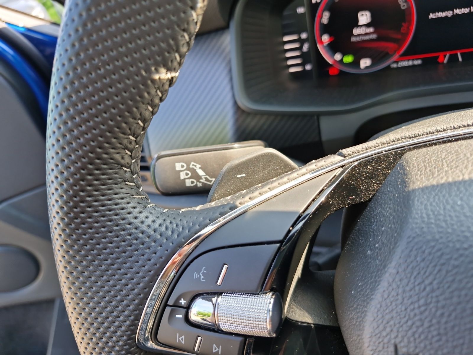Fahrzeugabbildung SKODA Kodiaq Sportline 1.5 TSI DSG ACC LED KAMERA