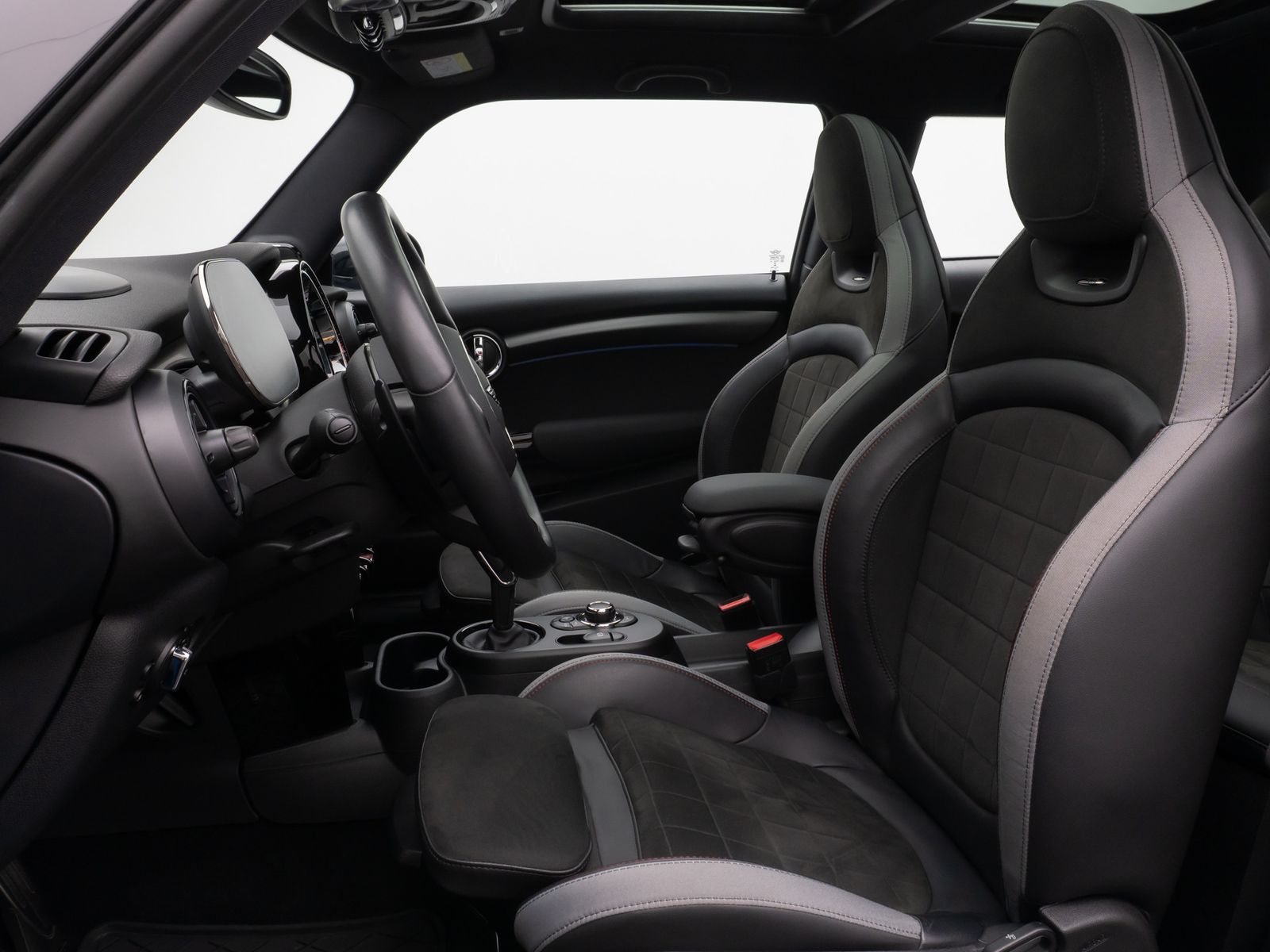 Fahrzeugabbildung MINI John Cooper Works Trim Panorama Kamera HUD H/K