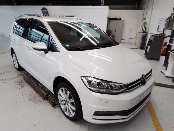 Volkswagen Touran 1.5 TSI Highline DSG (LED,Navi,RearView)