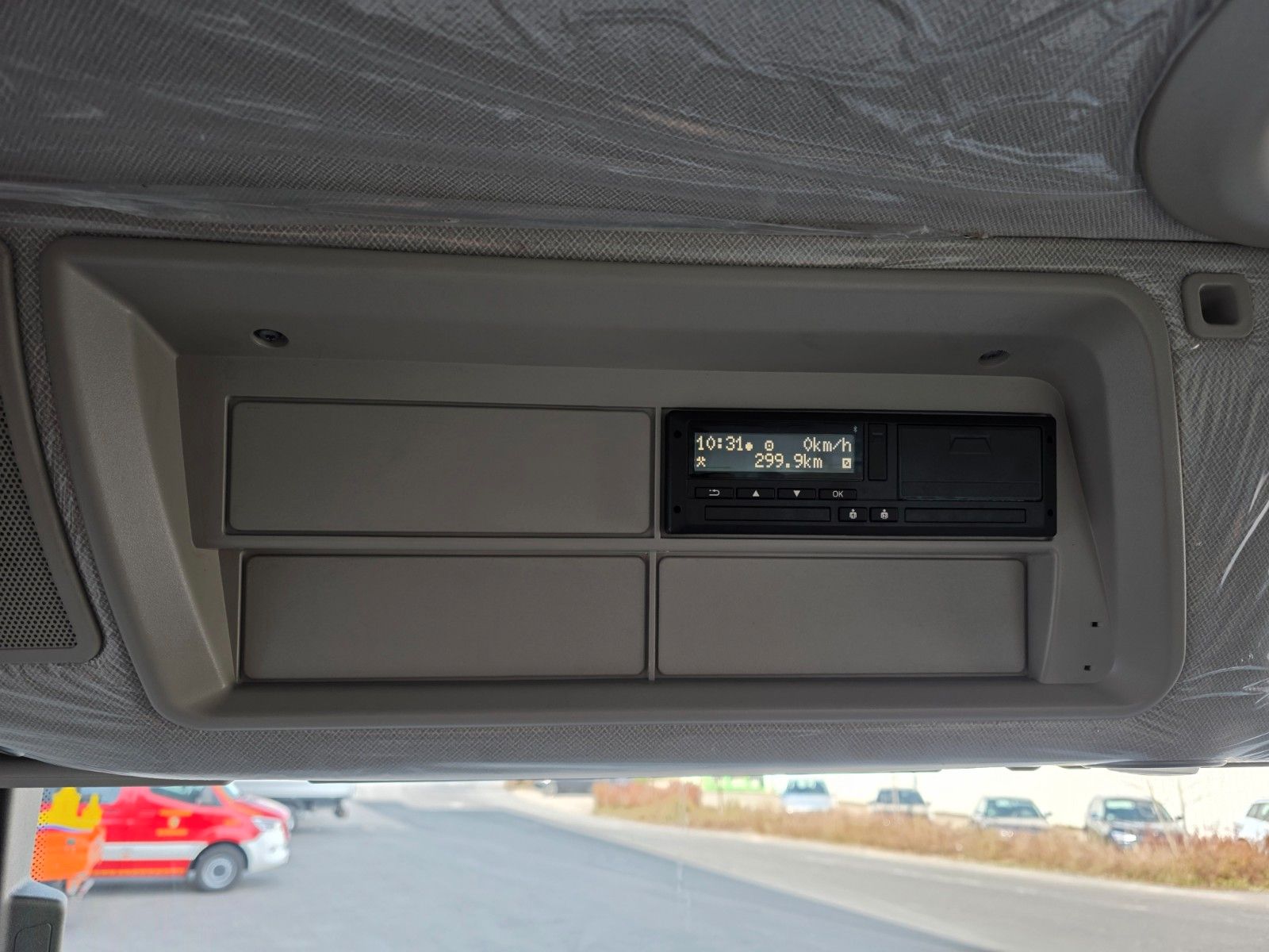 Fahrzeugabbildung Iveco S-Way AD190S40/P LBW Bär 2.000kg Spoiler