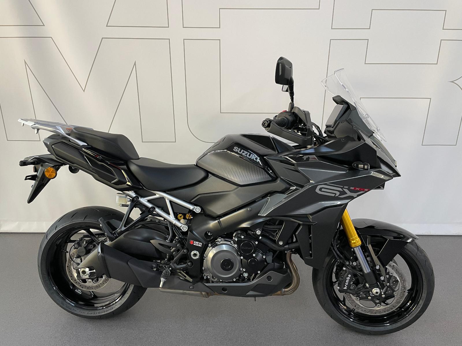Suzuki GSX-S1000 GX