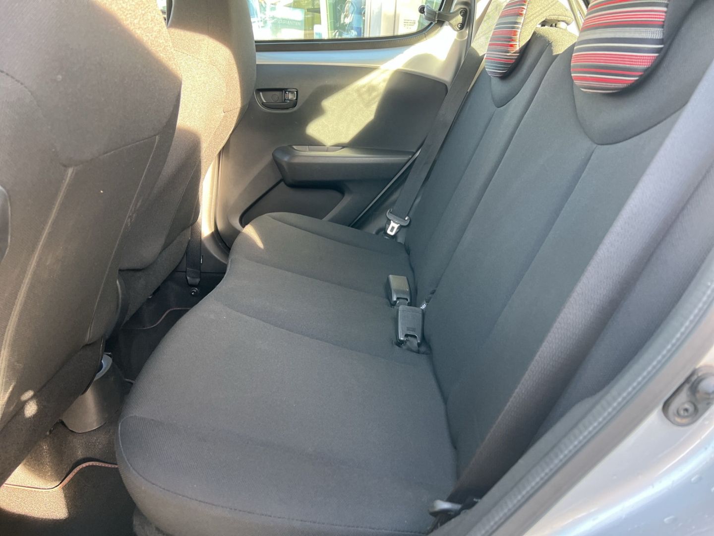 Fahrzeugabbildung Citroën C1 VTi 68 Airscape Feel Faltdach Notbremsass.