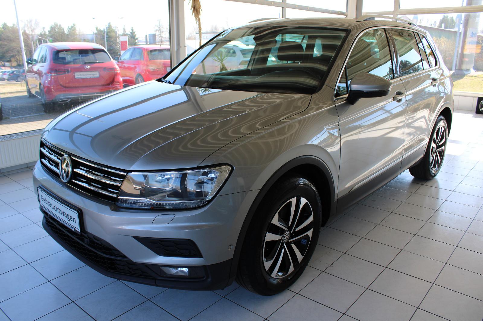 Volkswagen Tiguan Comfortline 1.HAND NAVI AHZV TEMPOMAT