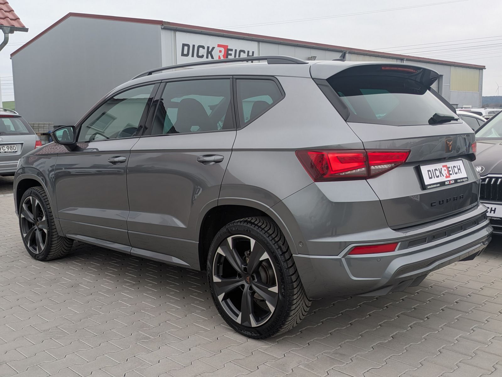 Fahrzeugabbildung CUPRA Ateca 1.5 TSI DSG AHK*LED*ACC*APP*KAMERA*19"