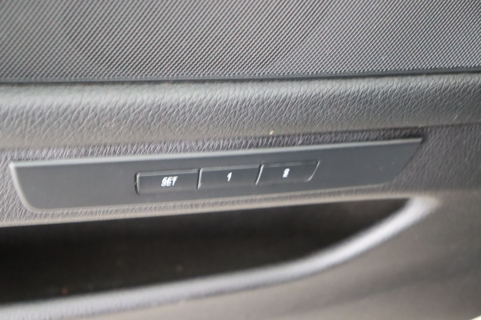 Fahrzeugabbildung BMW M550 d Touring xDrive * HUD * Leder