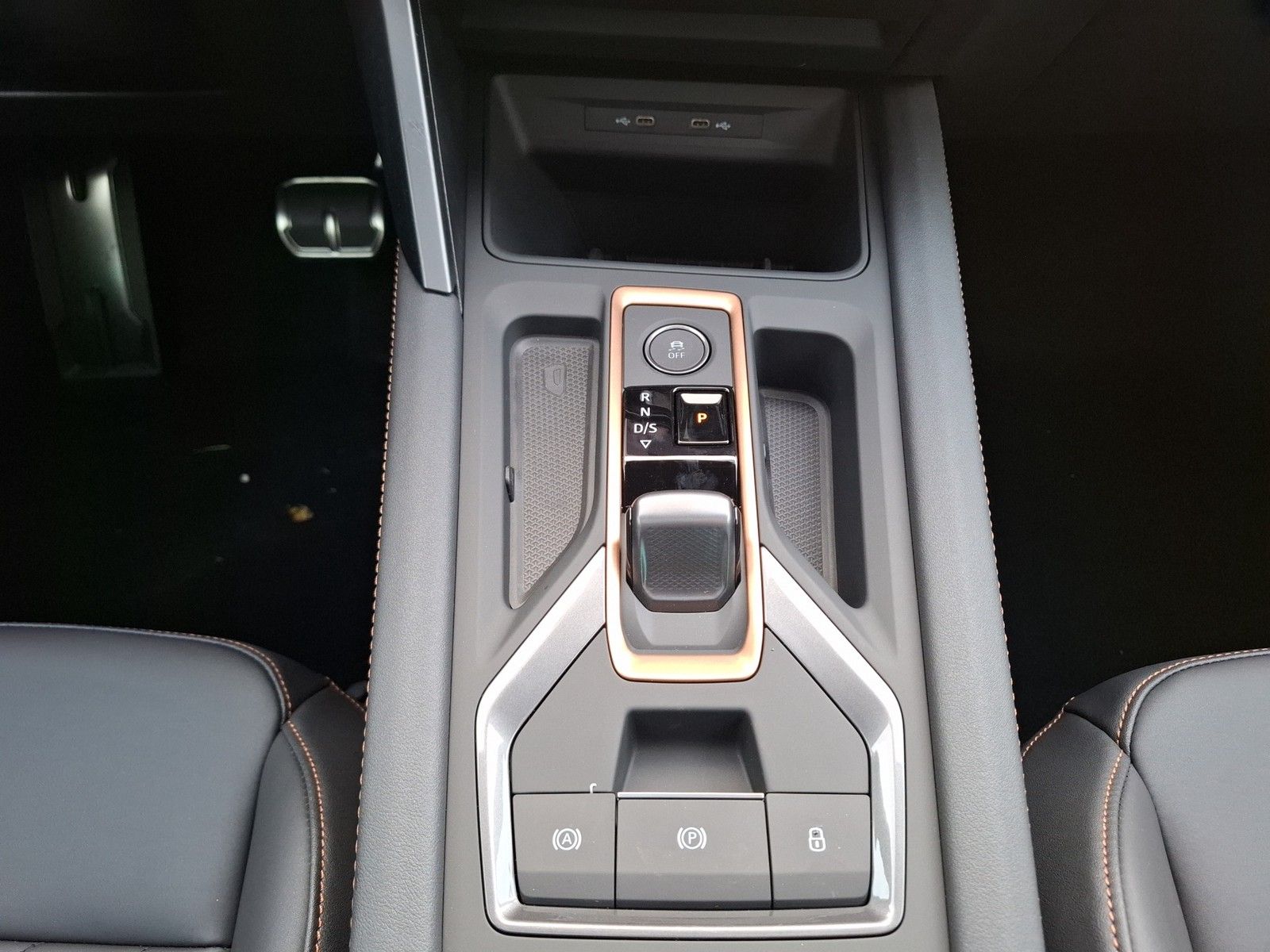 CUPRA Leon Sportstourer VZ 2.0 TSI 245kW/333PS 4Drive - Image 14