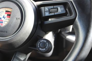 Porsche Cayenne - 10