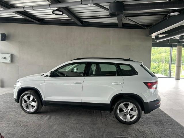 Skoda Karoq 1,5 TSI Ambition Plus AHK,SHZ,LED,ALU,NAV