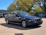 BMW E39 530dA | Top gepflegt | viele Neute... - BMW 530 aus 2001: 530d